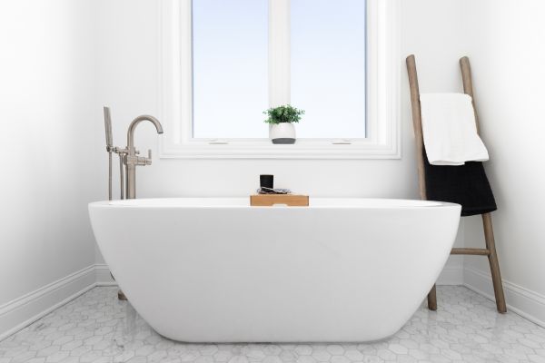 Freestanding Tub Installation in Columbia City